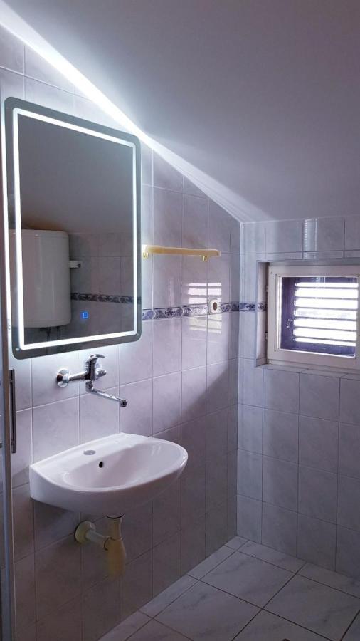וודיצה Apartment Mirjana מראה חיצוני תמונה